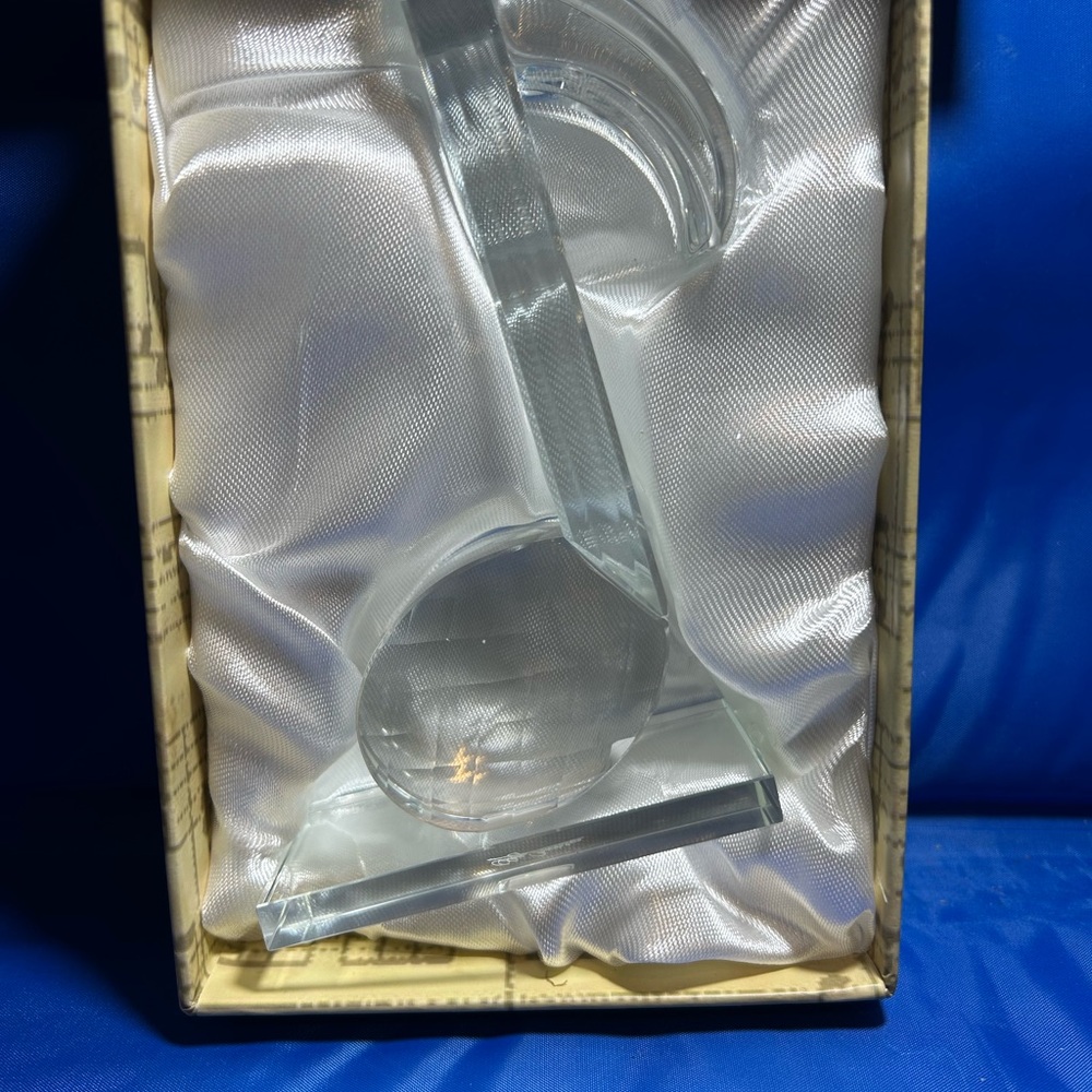Crystal Treble Clef Musical Note On Stand